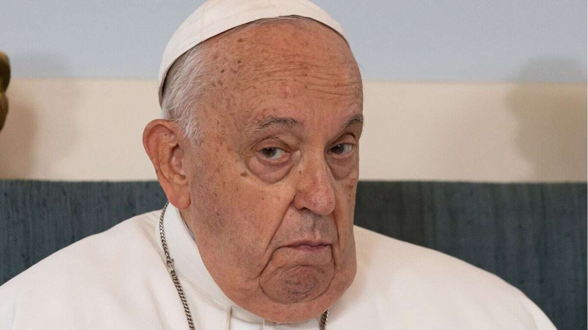 Pope Francis Diagnosed with Bilateral Pneumonia