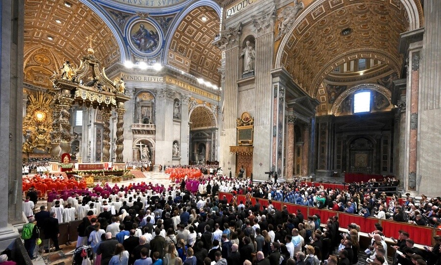 Cardinal Calls for the Pope Needed in Difficult Times