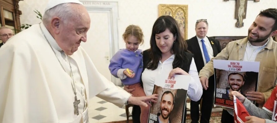 Pope Francis Meets with Israeli Kidnapping Victims