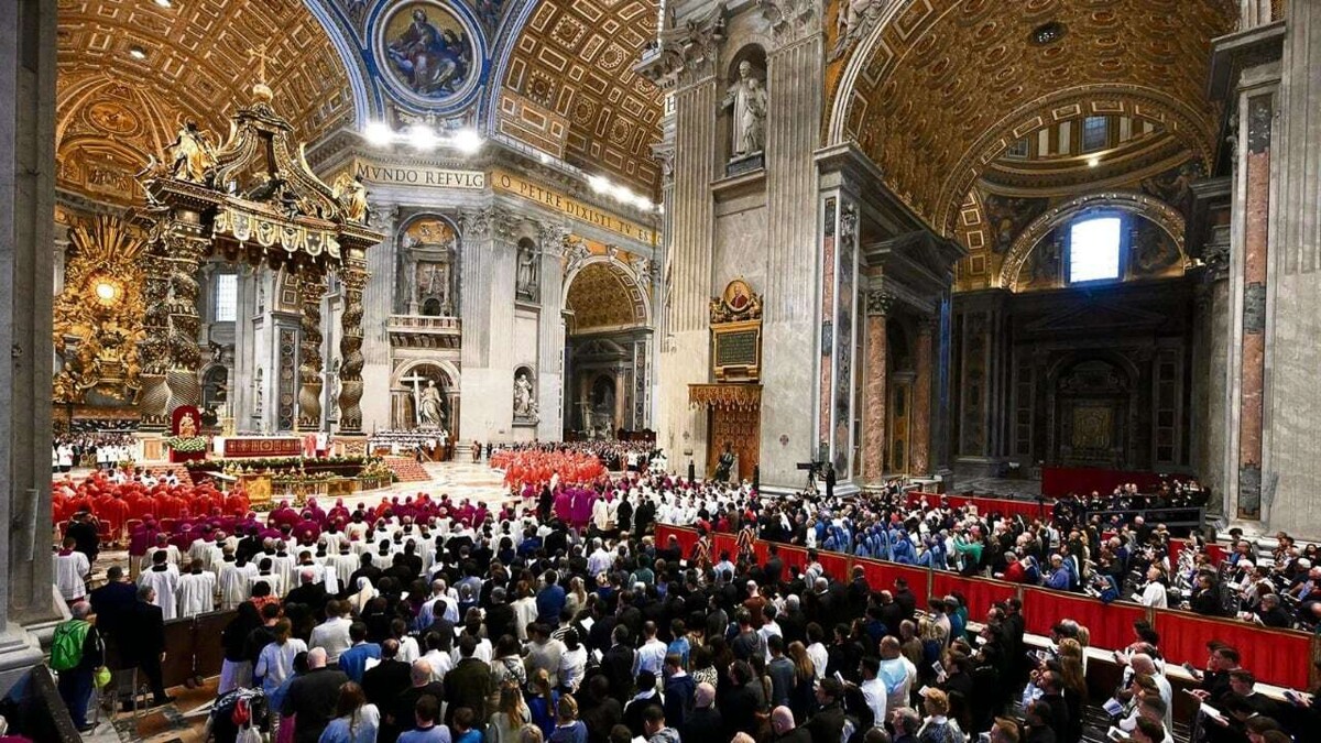 Crisis in the Vatican: Upcoming Conclave Sparks Debate