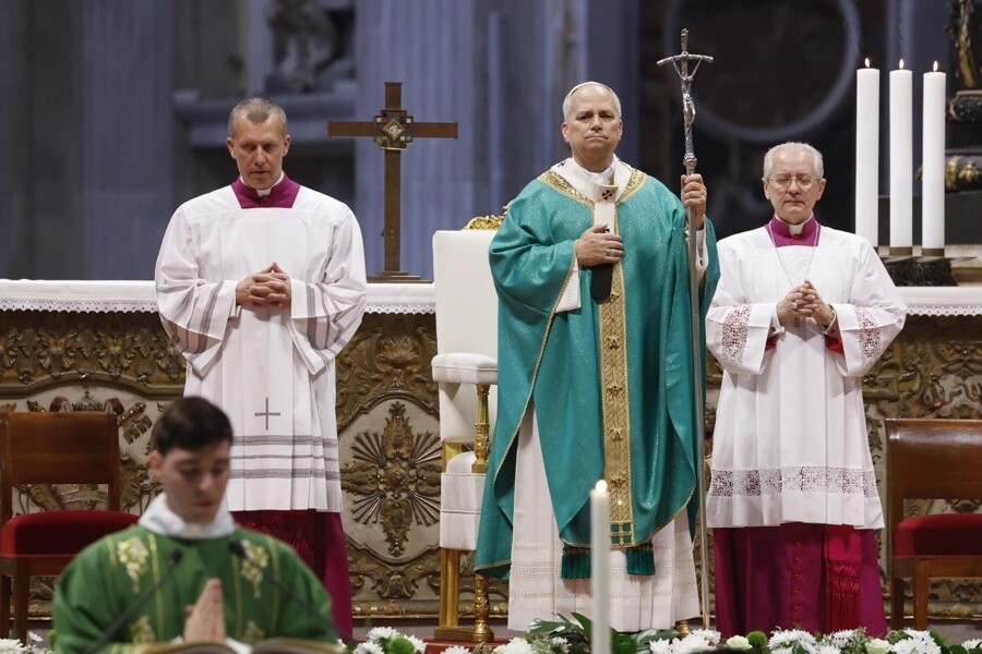 Pope Leo XIV calls on rulers: "There can be no peace without social justice"