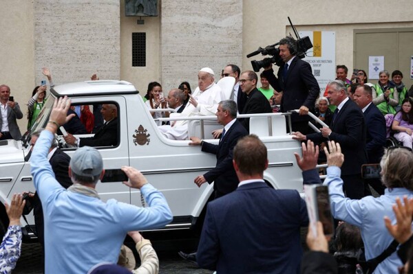 Pope Francis Returns to St. Peter's Square