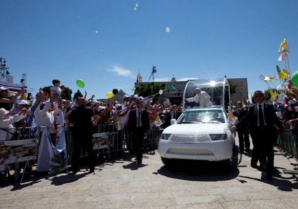 Pope Francis Witnesses the Development of a New Car