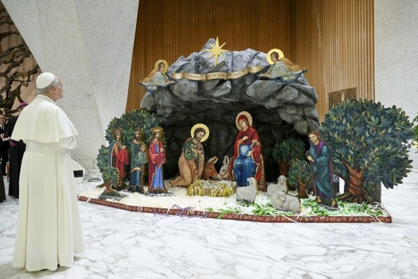 Vatican Kicks Off Christmas with Lighting of Tree and Nativity Scene